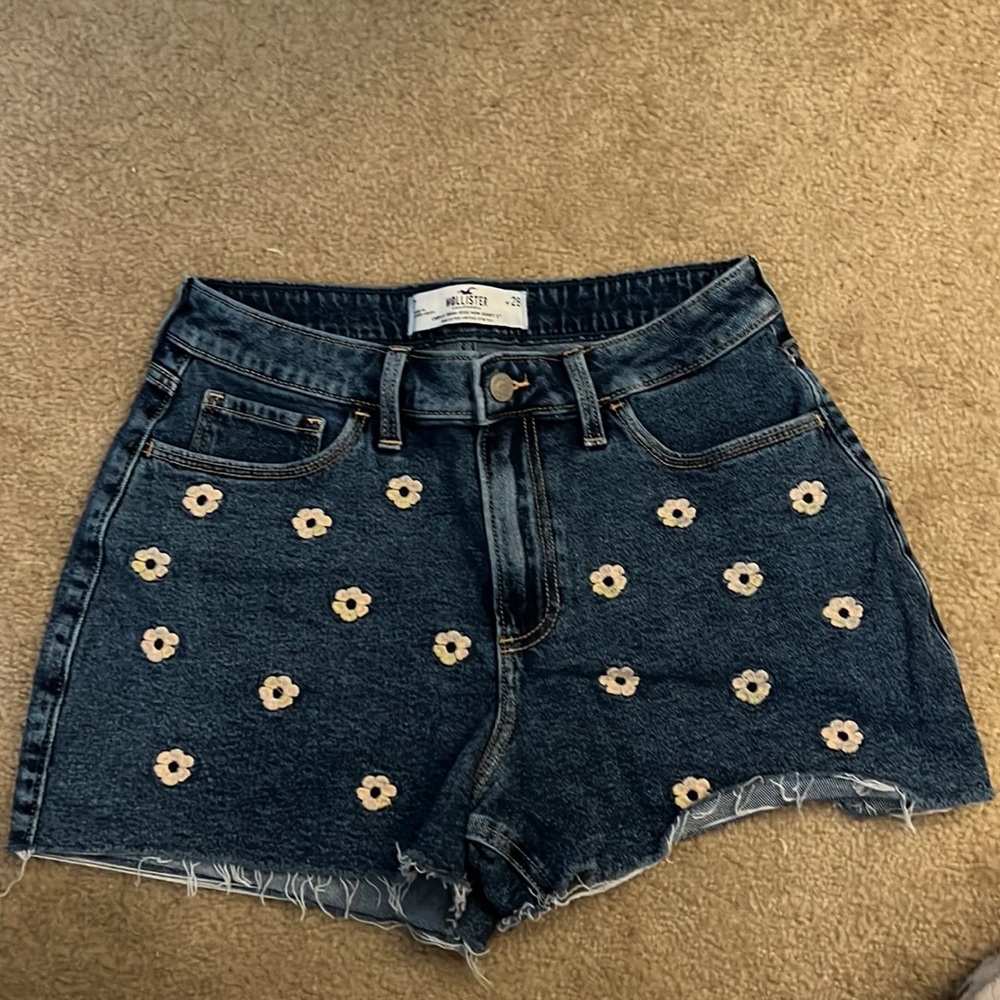 Nwot High Rise Daisy Shorts